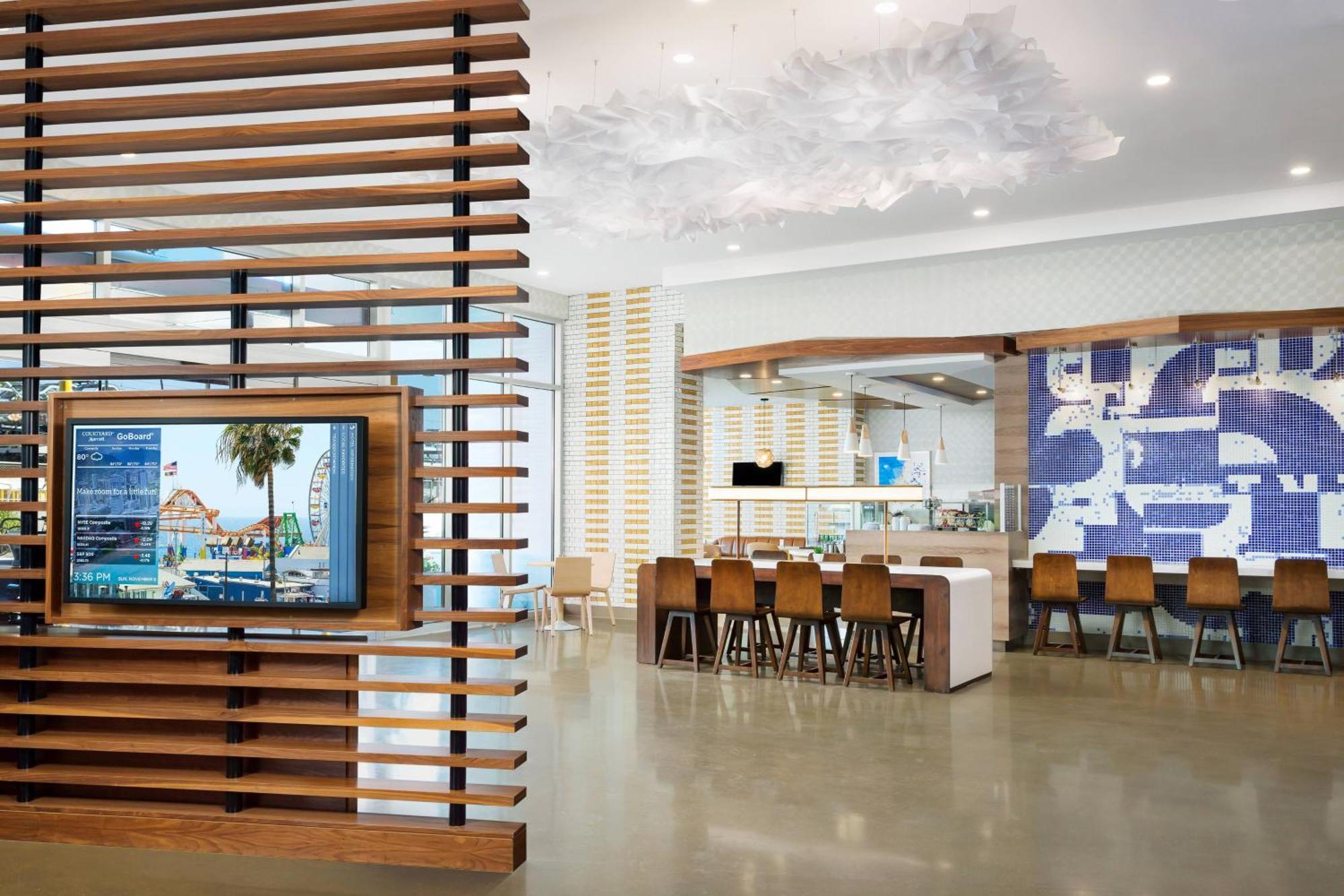 Courtyard By Marriott Santa Monica Hotel Eksteriør billede