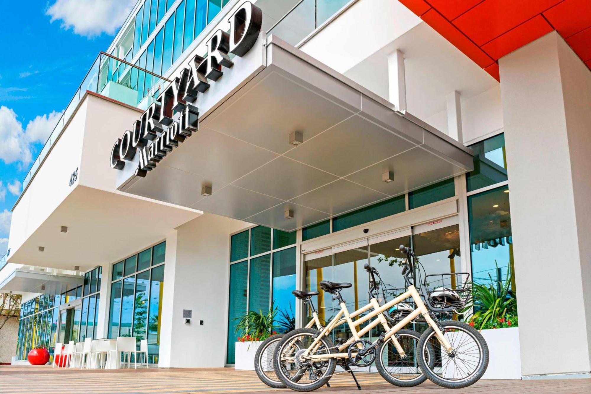 Courtyard By Marriott Santa Monica Hotel Eksteriør billede