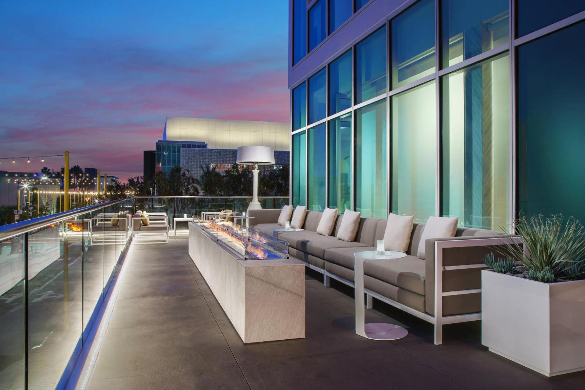 Courtyard By Marriott Santa Monica Hotel Eksteriør billede