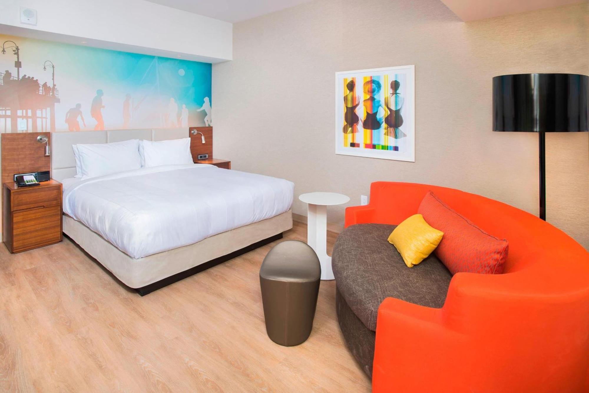 Courtyard By Marriott Santa Monica Hotel Eksteriør billede