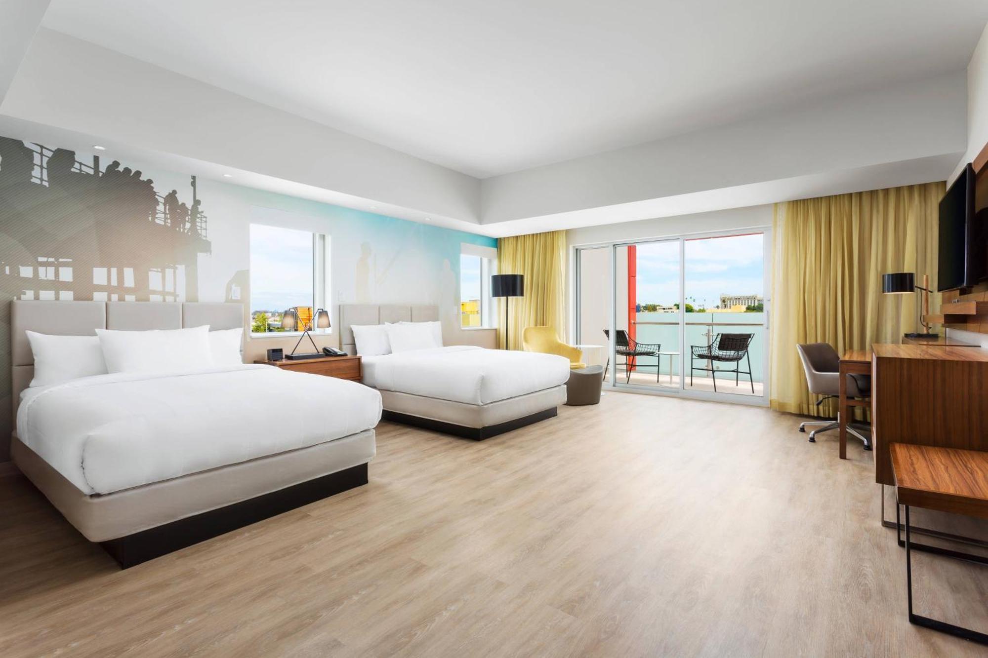 Courtyard By Marriott Santa Monica Hotel Eksteriør billede