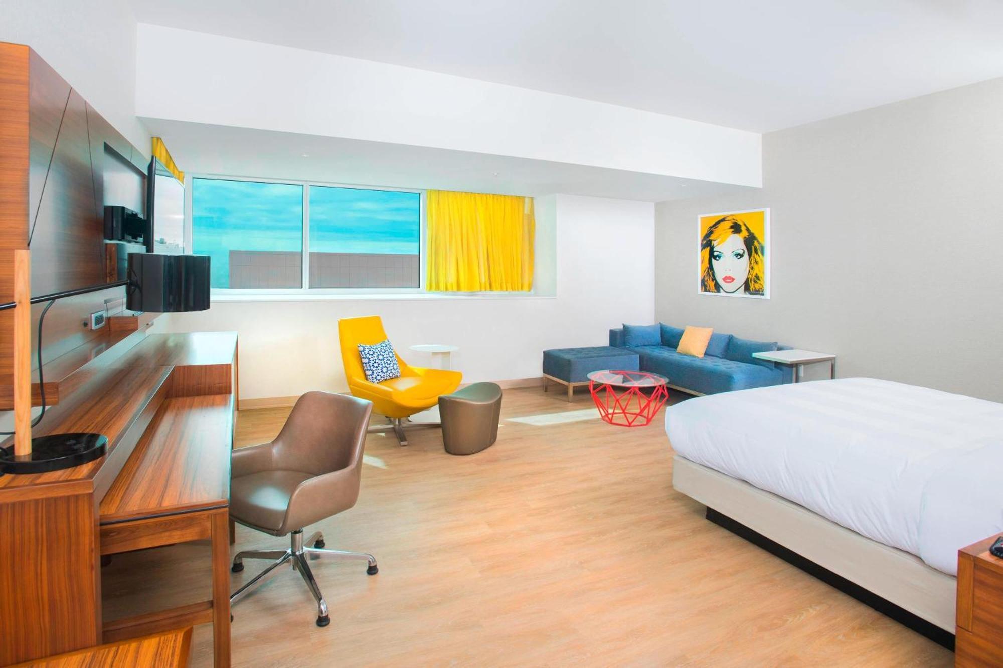 Courtyard By Marriott Santa Monica Hotel Eksteriør billede