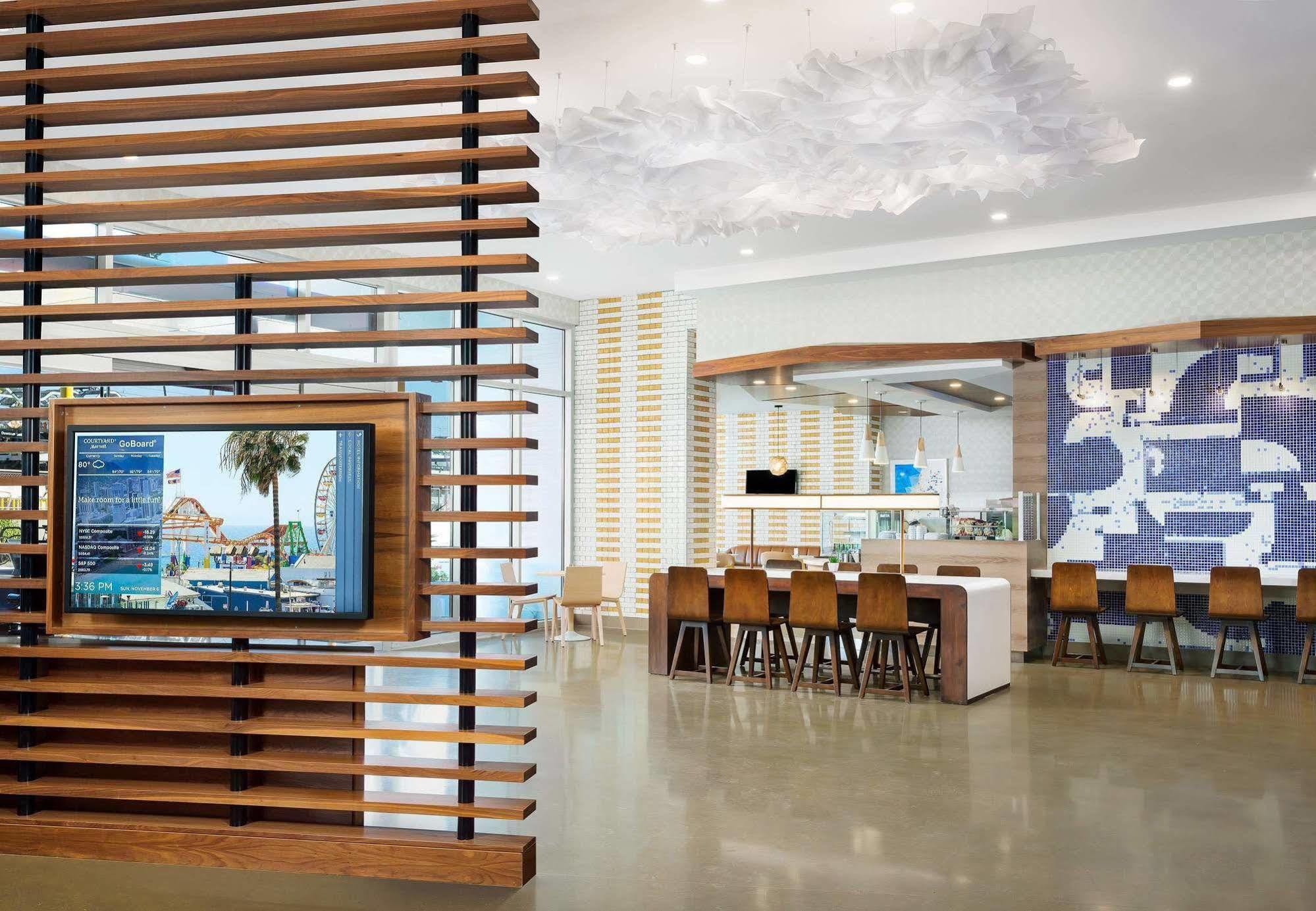 Courtyard By Marriott Santa Monica Hotel Eksteriør billede